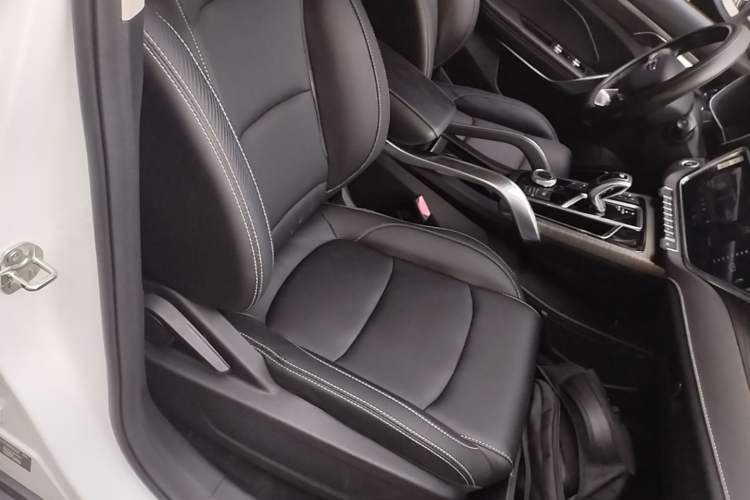Used Geely Auto Emgrand X7 Sport 2020 1.8TD DCT Smart Connect PRO Right Front Seat