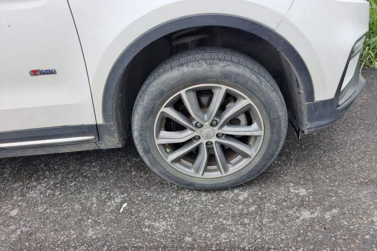 Used Geely Auto Emgrand X7 Sport 2020 1.8TD DCT Two-Wheel Drive Smart Connect 4G-Enabled Version Right Front Wheel Hub