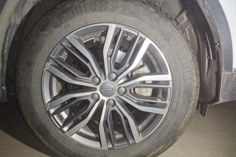 Used Geely Auto Emgrand X7 Sport 2020 1.5TD Automatic Smart Connect PRO Right Front Wheel Hub