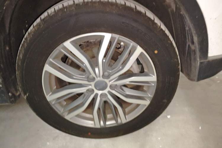 Used Geely Auto Emgrand X7 Sport 2020 1.8TD DCT Smart PRO Right Front Wheel Hub