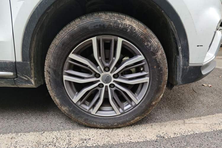 Used Geely Auto Emgrand X7 Sport 2020 1.5TD Automatic Smart Connect PRO Right Front Wheel Hub