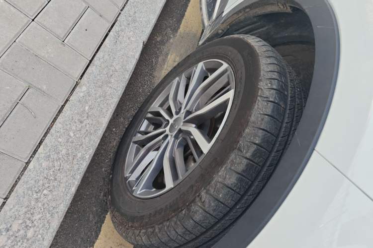 Used Geely Auto Emgrand X7 Sport 2020 1.8TD DCT Smart Connect PRO Right Front Wheel Hub