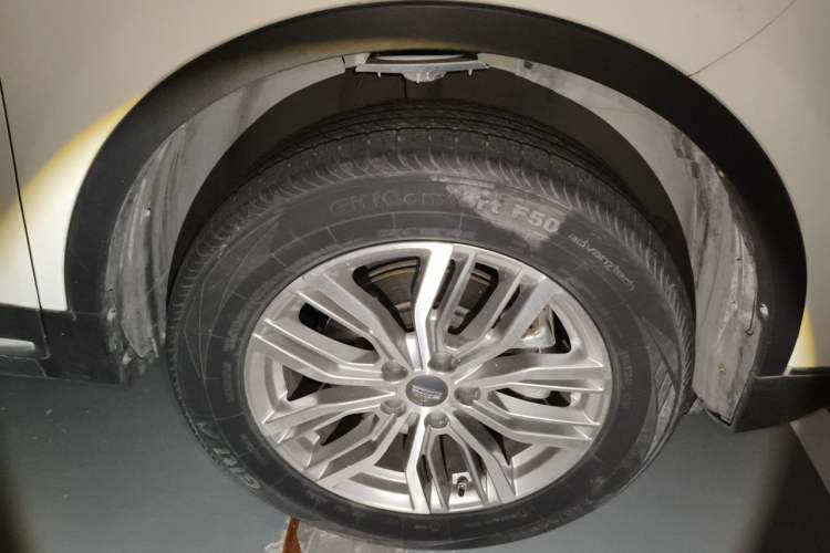 Used Geely Auto Emgrand X7 Sport 2020 1.8TD DCT Smart Connect PRO Right Front Wheel Hub