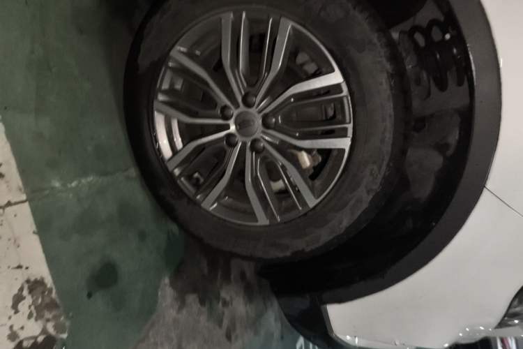 Used Geely Auto Emgrand X7 Sport 2020 1.8TD DCT Smart Connect PRO Right Front Wheel Hub