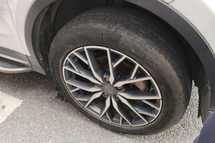 Used Geely Auto Emgrand X7 Sport 2020 1.8TD DCT Zhi Ling PRO Right Front Wheel Hub