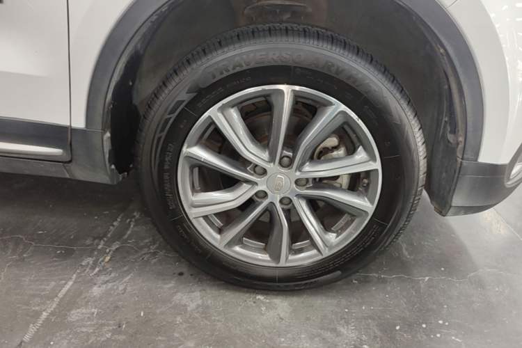 Used Geely Auto Emgrand X7 Sport 2020 1.8TD DCT Two-Wheel Drive Smart Connect 4G-Enabled Version Right Front Wheel Hub