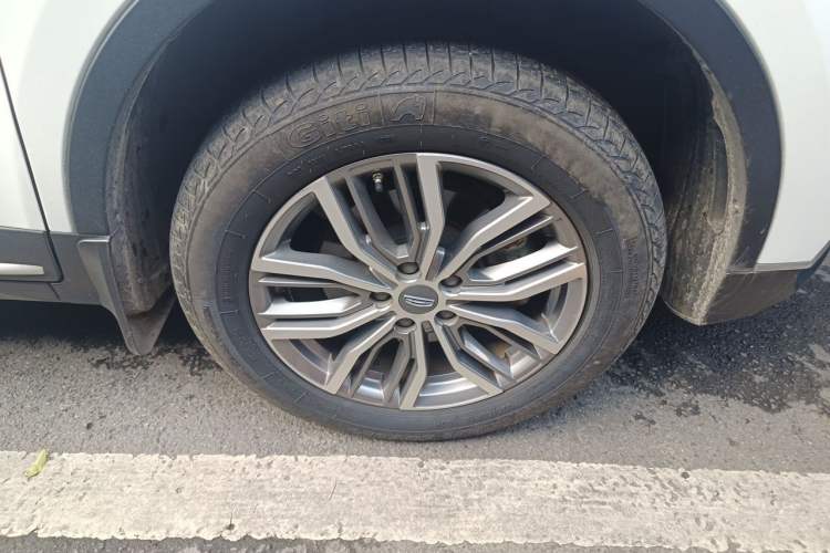 Used Geely Auto Emgrand X7 Sport 2020 1.8TD DCT ZhiZun PRO Right Front Wheel Hub