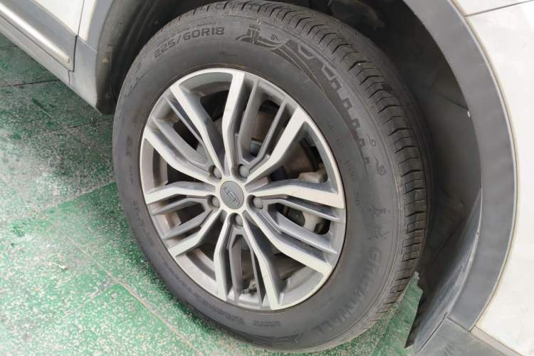Used Geely Auto Emgrand X7 Sport 2020 1.5TD Automatic Smart Connect PRO Right Front Wheel Hub