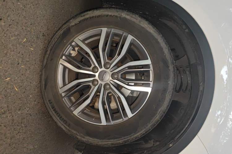 Used Geely Auto Emgrand X7 Sport 2020 1.8TD DCT Smart PRO Right Front Wheel Hub