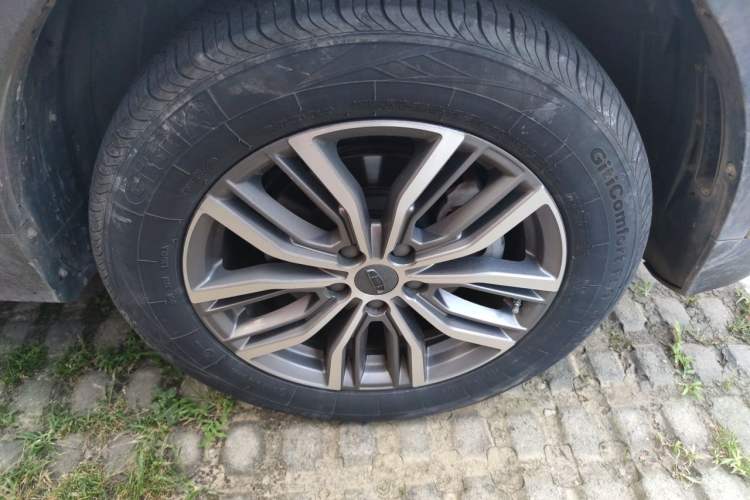 Used Geely Auto Emgrand X7 Sport 2020 1.5TD Automatic Smart Connect PRO Right Front Wheel Hub