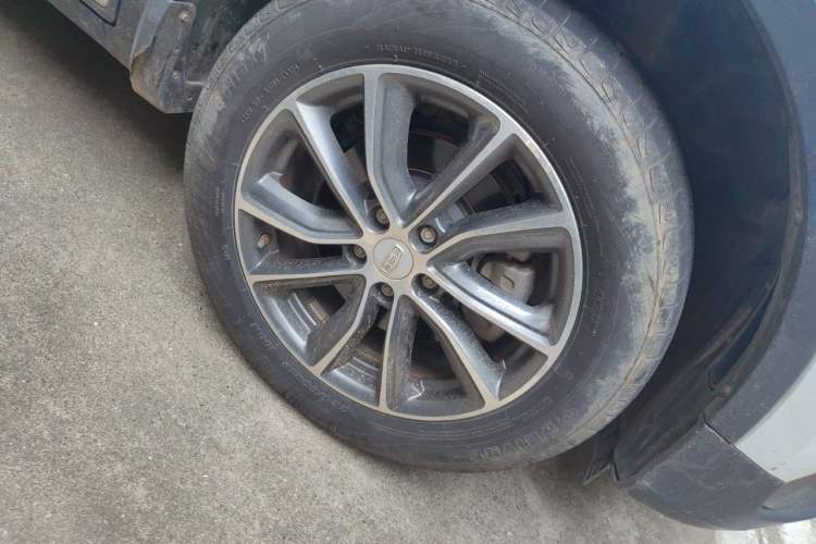 Used Geely Auto Emgrand X7 Sport 2020 1.8TD DCT Two-Wheel Drive Smart Connect 4G-Enabled Version Right Front Wheel Hub