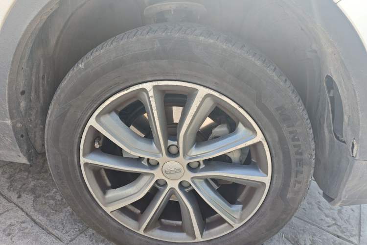 Used Geely Auto Emgrand X7 Sport 2020 1.8TD DCT Two-Wheel Drive Smart Connect 4G-Enabled Version Right Front Wheel Hub