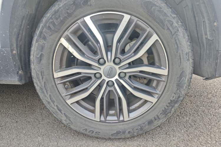 Used Geely Auto Emgrand X7 Sport 2020 1.5TD Automatic Smart Connect PRO Right Front Wheel Hub