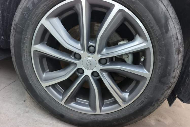 Used Geely Auto Emgrand X7 Sport 2020 1.8TD DCT Two-Wheel Drive Zhiya Model Right Front Wheel Hub