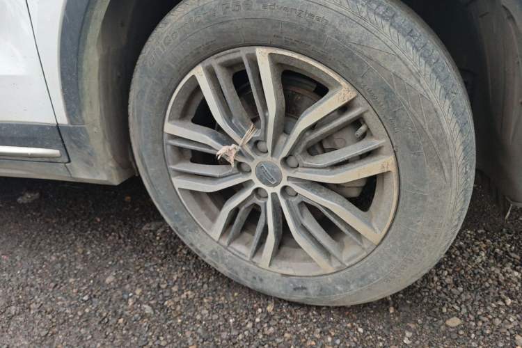 Used Geely Auto Emgrand X7 Sport 2020 1.5TD Automatic Smart Connect PRO Right Front Wheel Hub