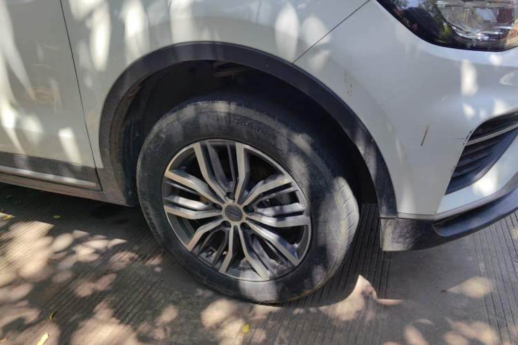 Used Geely Auto Emgrand X7 Sport 2020 1.5TD Automatic Smart Connect PRO Right Front Wheel Hub