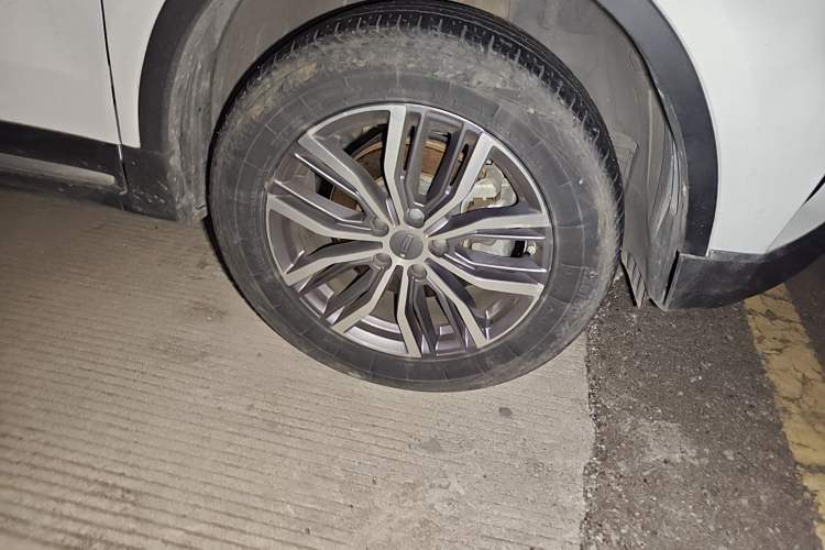 Used Geely Auto Emgrand X7 Sport 2020 1.8TD DCT Smart PRO Right Front Wheel Hub