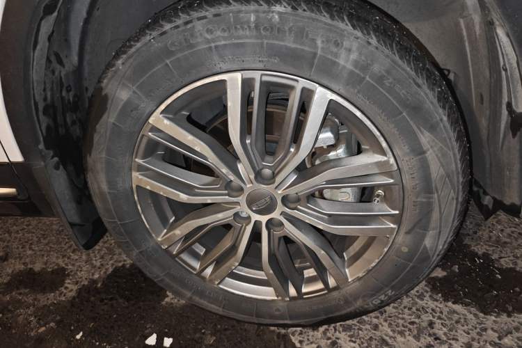 Used Geely Auto Emgrand X7 Sport 2020 1.8TD DCT Smart PRO Right Front Wheel Hub