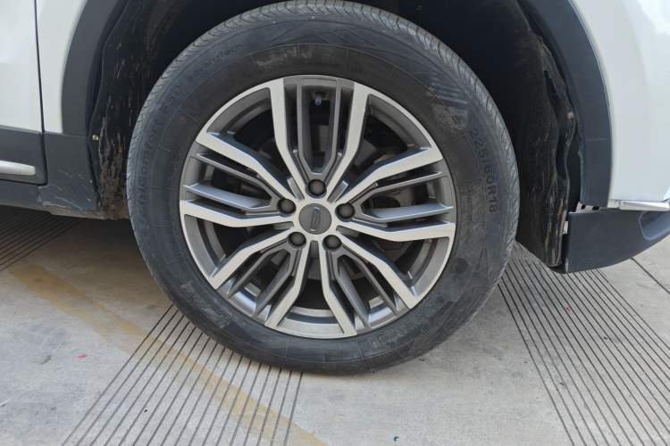 Used Geely Auto Emgrand X7 Sport 2020 1.5TD Automatic Smart Connect PRO Right Front Wheel Hub