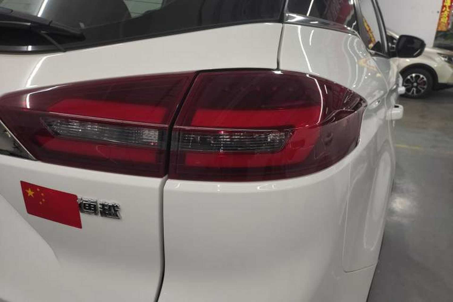Used Geely Auto Emgrand X7 Sport 2020 1.8TD DCT Two-Wheel Drive Smart Connect 4G-Enabled Version Right Rear Taillight