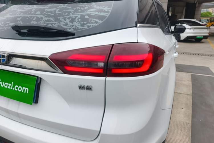 Used Geely Auto Emgrand X7 Sport 2020 1.8TD DCT Two-Wheel Drive Smart Connect 4G-Enabled Version Right Rear Taillight