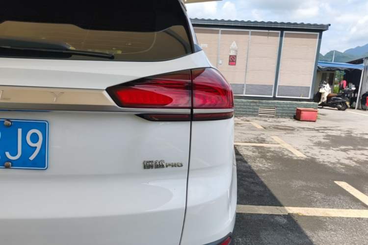 Used Geely Auto Emgrand X7 Sport 2020 1.8TD DCT Smart Connect PRO Right Rear Taillight