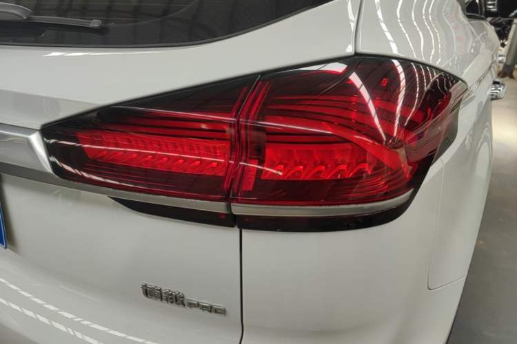 Used Geely Auto Emgrand X7 Sport 2020 1.8TD DCT Smart Connect PRO Right Rear Taillight