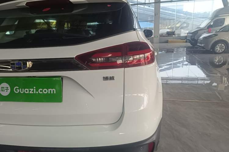 Used Geely Auto Emgrand X7 Sport 2020 1.8TD DCT Two-Wheel Drive Smart Connect 4G-Enabled Version Right Rear Taillight