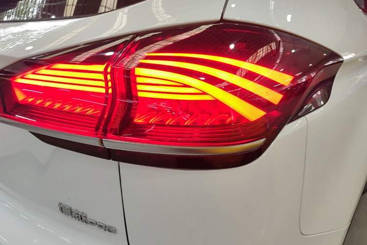 Used Geely Auto Emgrand X7 Sport 2020 1.8TD DCT Smart Connect PRO Right Rear Taillight