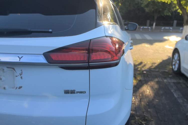 Used Geely Auto Emgrand X7 Sport 2020 1.8TD DCT Smart PRO Right Rear Taillight