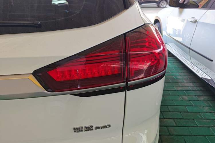 Used Geely Auto Emgrand X7 Sport 2020 1.8TD DCT Smart PRO Right Rear Taillight