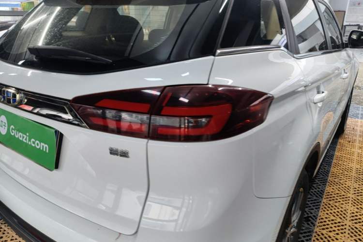 Used Geely Auto Emgrand X7 Sport 2020 1.8TD DCT Two-Wheel Drive Smart Connect 4G-Enabled Version Right Rear Taillight