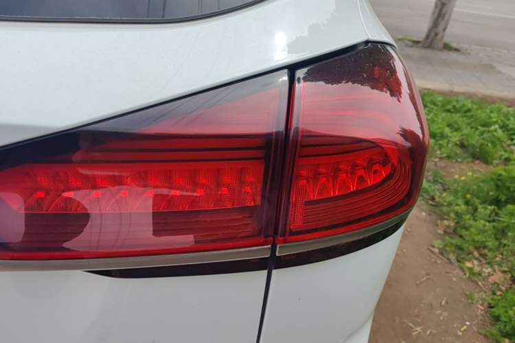 Used Geely Auto Emgrand X7 Sport 2020 1.5TD Automatic Smart Connect PRO Right Rear Taillight
