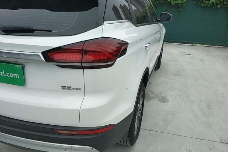 Used Geely Auto Emgrand X7 Sport 2020 1.8TD DCT Smart Connect PRO Right Rear Taillight