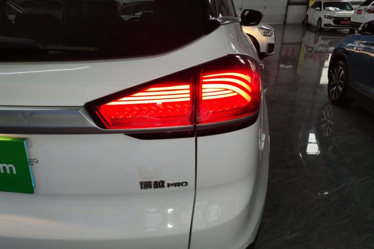 Used Geely Auto Emgrand X7 Sport 2020 1.8TD DCT Smart Connect PRO Right Rear Taillight