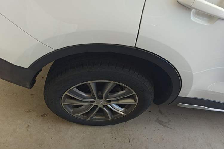 Used Geely Auto Emgrand X7 Sport 2020 1.8TD DCT Two-Wheel Drive Zhiya Model Right Rear Wheel Hub