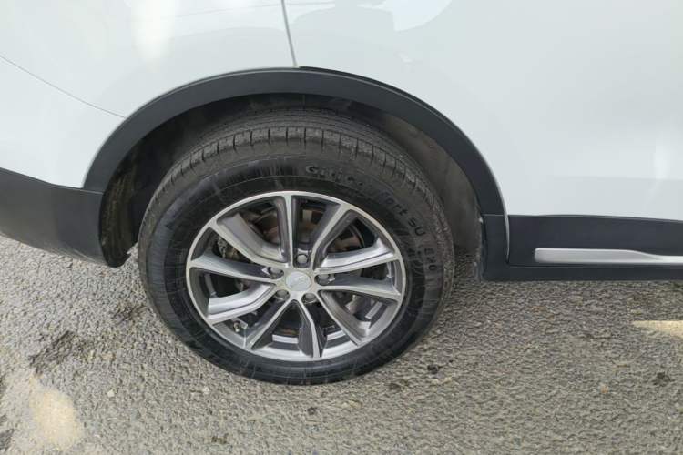 Used Geely Auto Emgrand X7 Sport 2020 1.8TD DCT Two-Wheel Drive Smart Connect 4G-Enabled Version Right Rear Wheel Hub