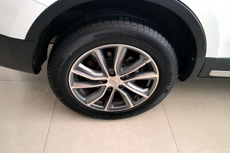 Used Geely Auto Emgrand X7 Sport 2020 1.8TD DCT Two-Wheel Drive Smart Connect 4G-Enabled Version Right Rear Wheel Hub