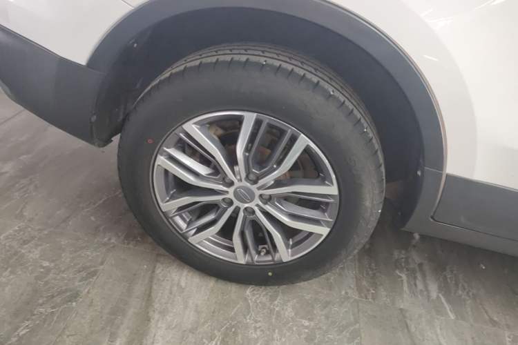 Used Geely Auto Emgrand X7 Sport 2020 1.8TD DCT Two-Wheel Drive Smart Connect 4G-Enabled Version Right Rear Wheel Hub