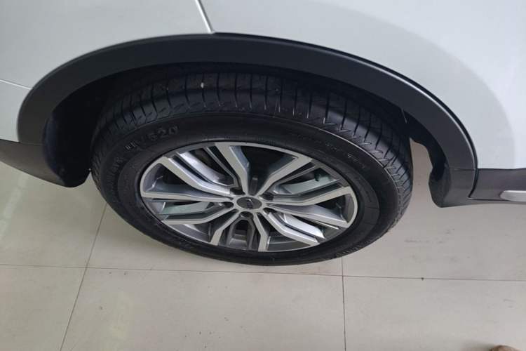 Used Geely Auto Emgrand X7 Sport 2020 1.5TD Automatic Smart Connect PRO Right Rear Wheel Hub