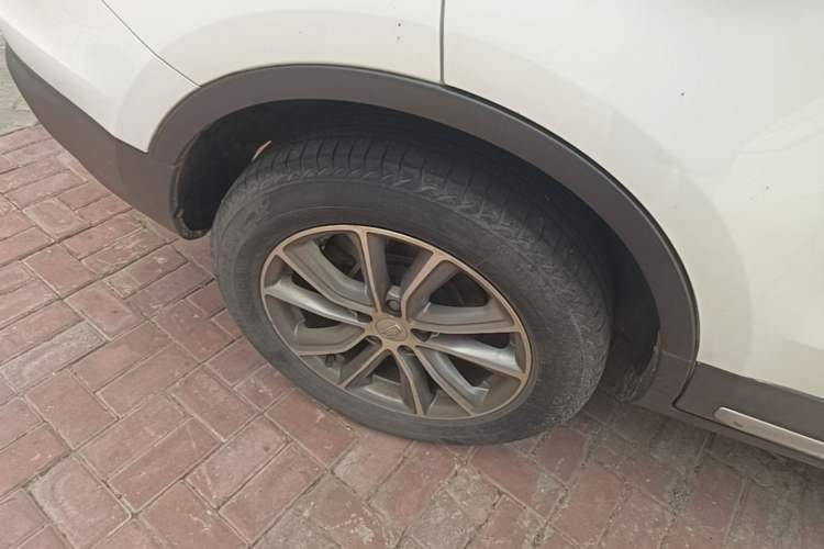 Used Geely Auto Emgrand X7 Sport 2020 1.8TD DCT Two-Wheel Drive Smart Connect 4G-Enabled Version Right Rear Wheel Hub