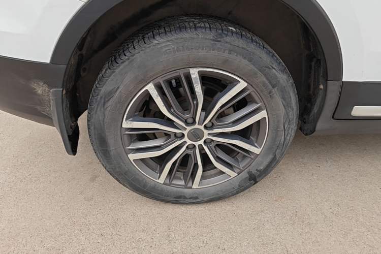 Used Geely Auto Emgrand X7 Sport 2020 1.5TD Automatic Smart Connect PRO Right Rear Wheel Hub