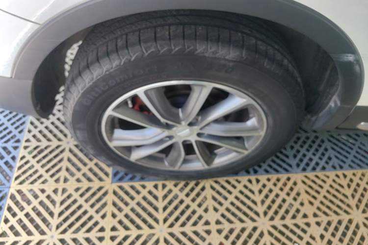 Used Geely Auto Emgrand X7 Sport 2020 1.8TD DCT Two-Wheel Drive Smart Connect 4G-Enabled Version Right Rear Wheel Hub