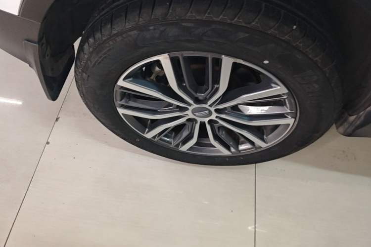 Used Geely Auto Emgrand X7 Sport 2020 1.8TD DCT Smart PRO Right Rear Wheel Hub