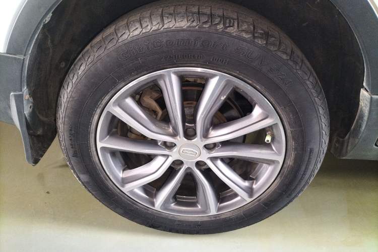 Used Geely Auto Emgrand X7 Sport 2020 1.8TD DCT Two-Wheel Drive Smart Connect 4G-Enabled Version Right Rear Wheel Hub