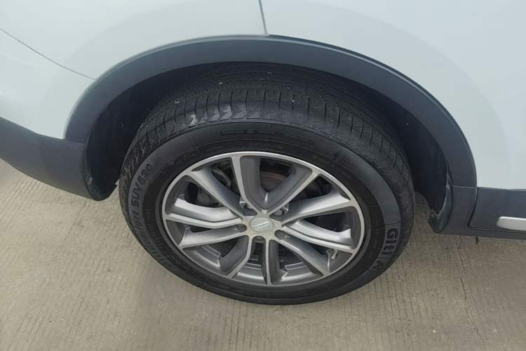 Used Geely Auto Emgrand X7 Sport 2020 1.8TD Manual Two-Wheel Drive Zhiya Model Right Rear Wheel Hub