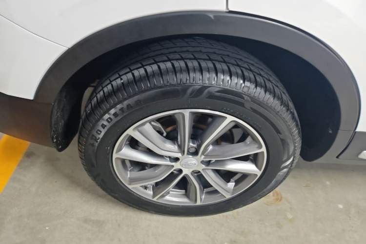 Used Geely Auto Emgrand X7 Sport 2020 1.8TD DCT Two-Wheel Drive Smart Connect 4G-Enabled Version Right Rear Wheel Hub