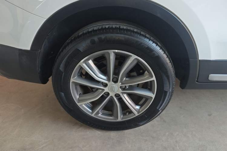 Used Geely Auto Emgrand X7 Sport 2020 1.8TD DCT Two-Wheel Drive Zhiya Model Right Rear Wheel Hub