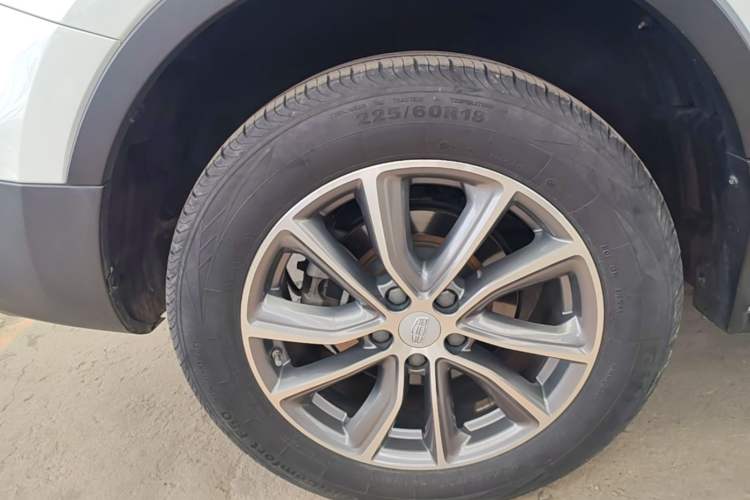 Used Geely Auto Emgrand X7 Sport 2020 1.8TD DCT Two-Wheel Drive Zhiya Model Right Rear Wheel Hub