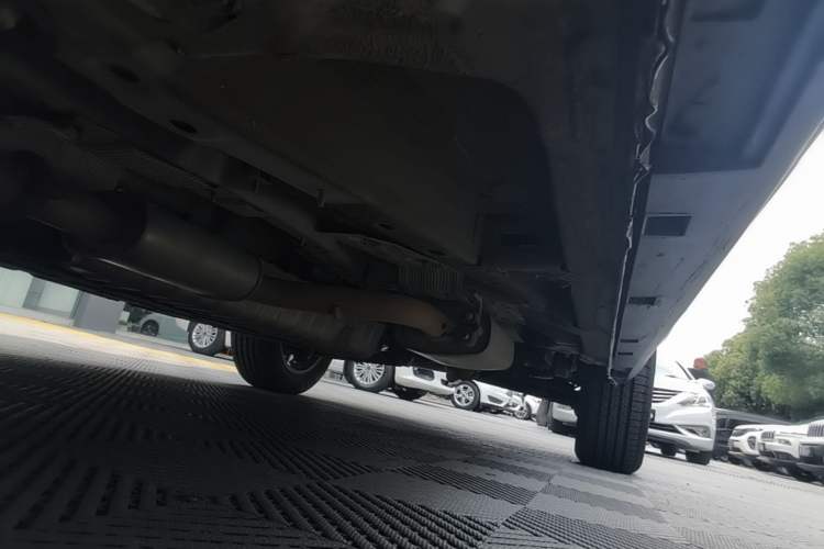 Used Geely Auto Emgrand X7 Sport 2020 1.8TD DCT Two-Wheel Drive Smart Connect 4G-Enabled Version Right Side Sill